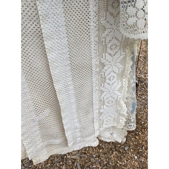 Vintage Sears Floral Lace Curtain Panels White & Blue Crochet Hearts Pattern Etc - Picture 7 of 12